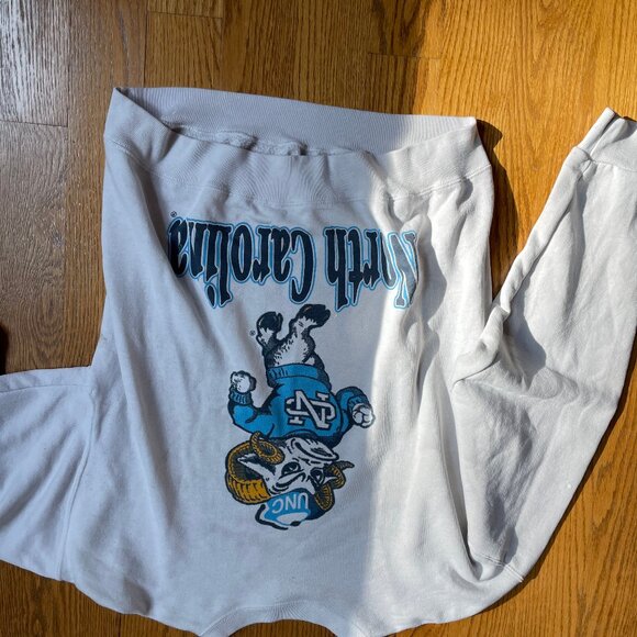 Vintage UNC Sweater - Picture 2 of 5